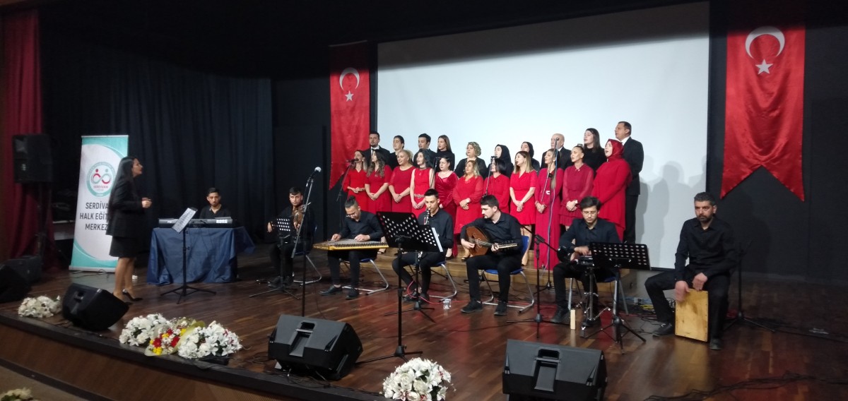 Serdivan HEM’den “Şarkılar Bizi Söyler, Biz De Şarkı Söyleriz” Konseri
