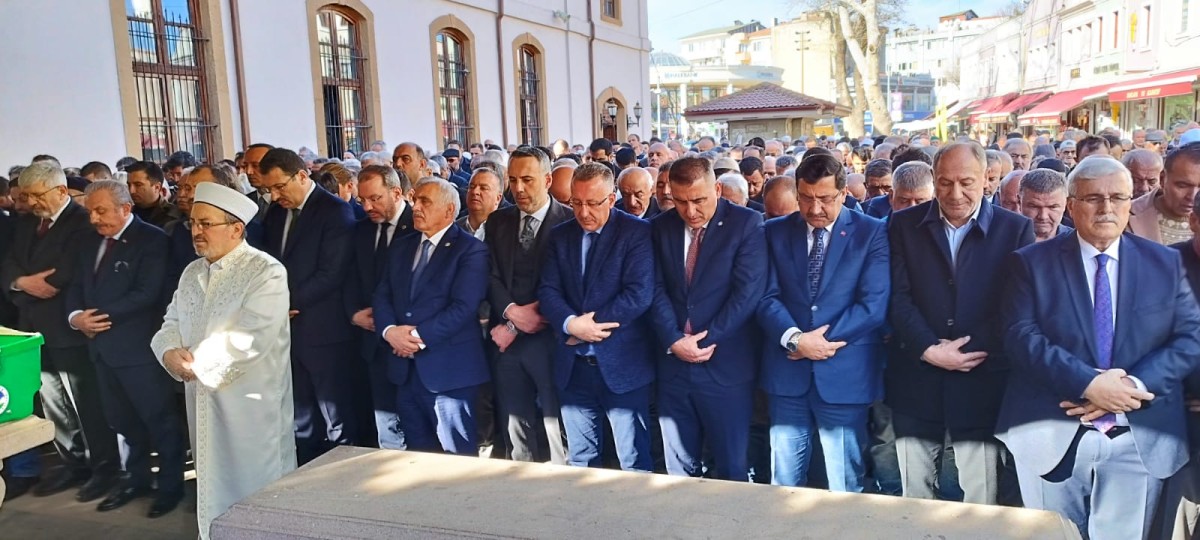 Nadir Latif İslam Son Yolculuğuna Uğurlandı