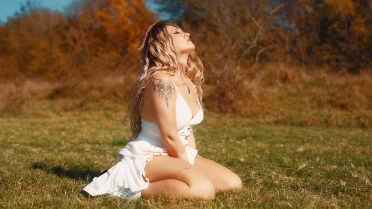 ÖZER AZAT VE GÜLŞAH’TAN YENİ SINGLE “HARABE” YAYINDA