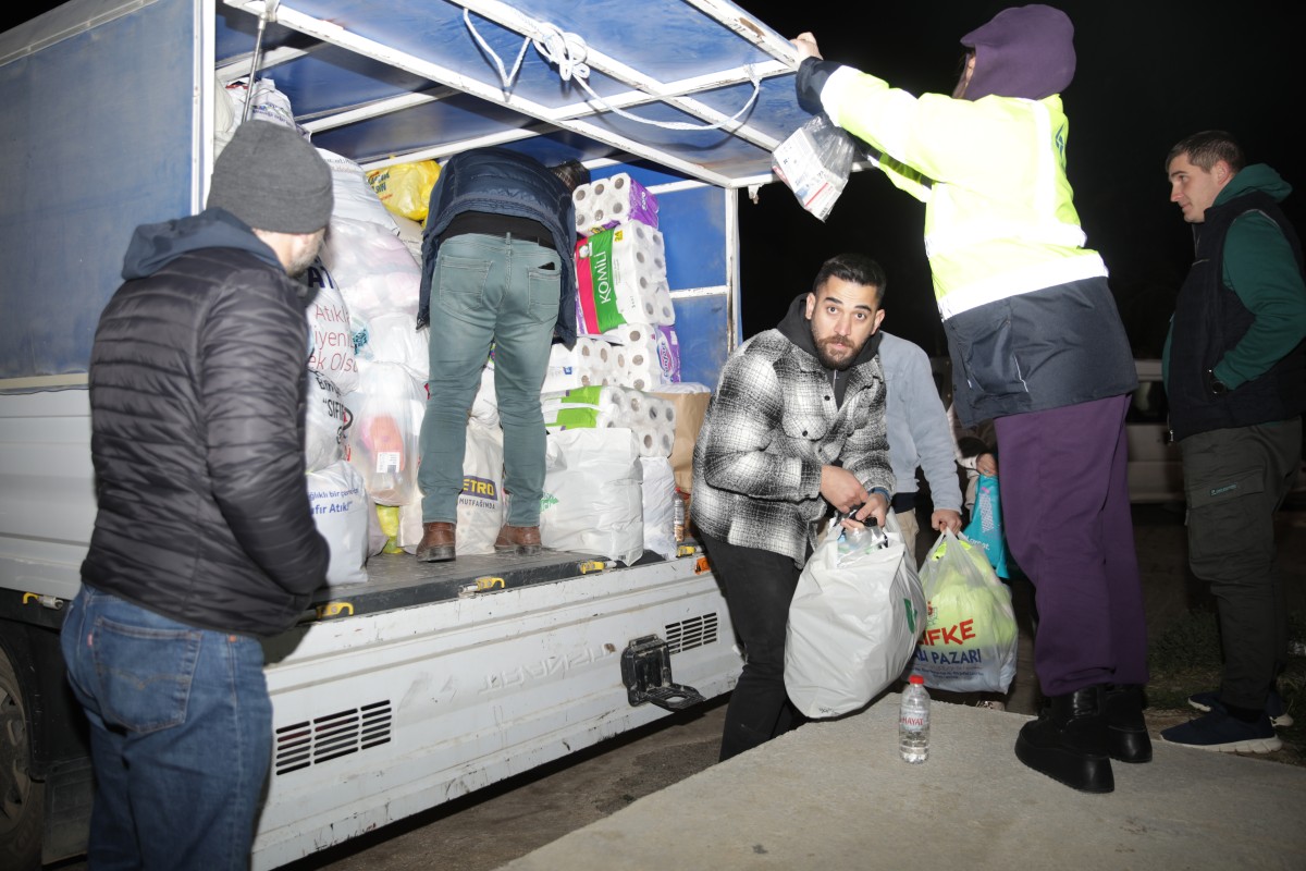 AKKUYU NGS PERSONELİ DEPREMDEN ETKİLENENLER İÇİN HAREKETE GEÇTİ