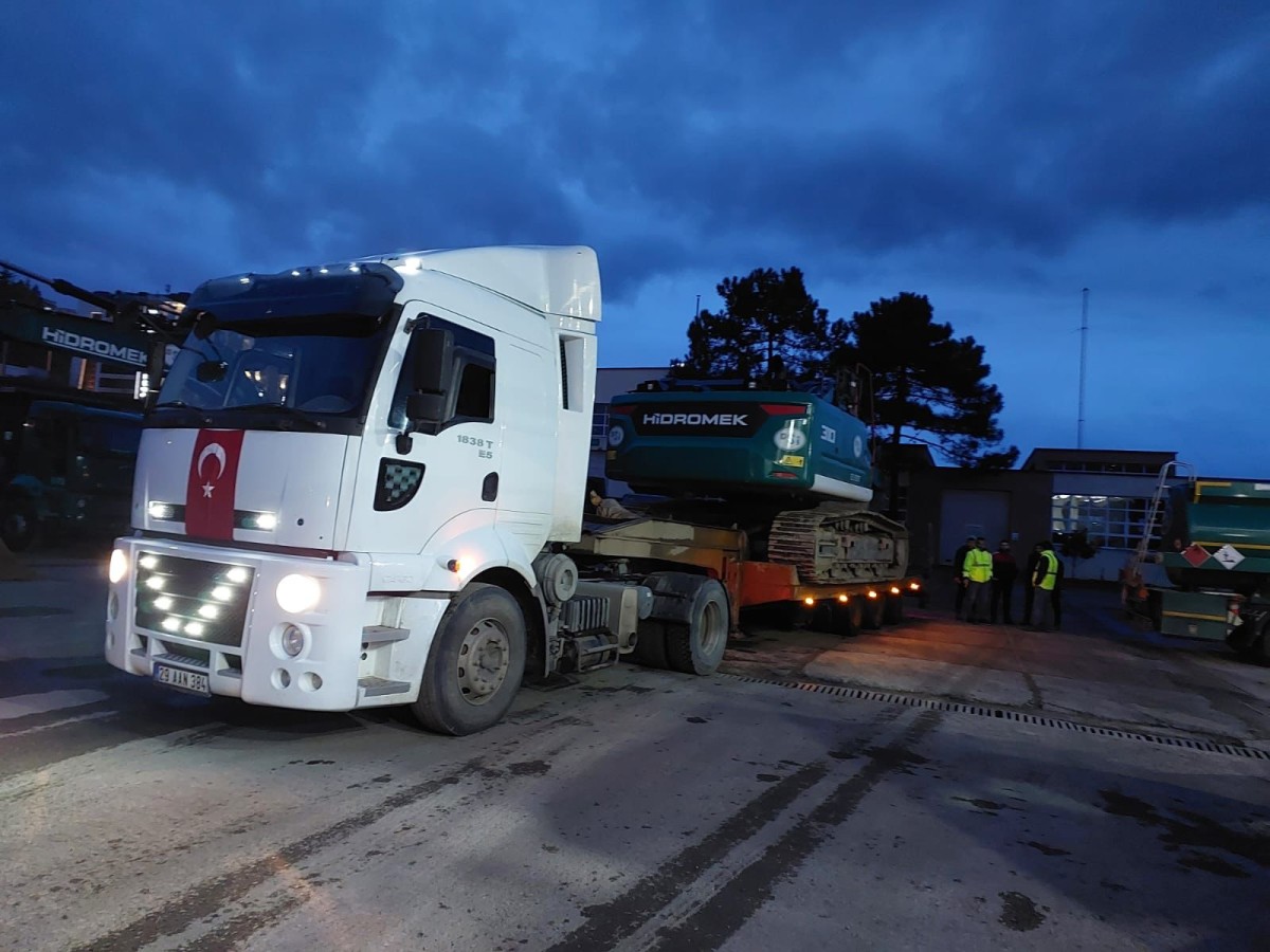 Gümüşhane Halkı Deprem Bölgesinde