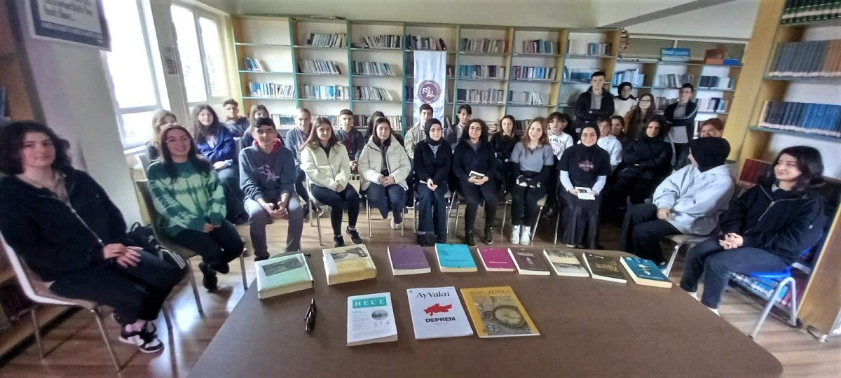 Tuna, Kırklanmış Portreler’iyle FSAL’daydı