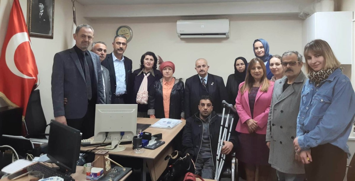AK Partili Vekil Aday adayları Büşra Duygu Alptekin,  Lütfİ Bayraktar’dan Engelliler Federasyonuna ziyaret