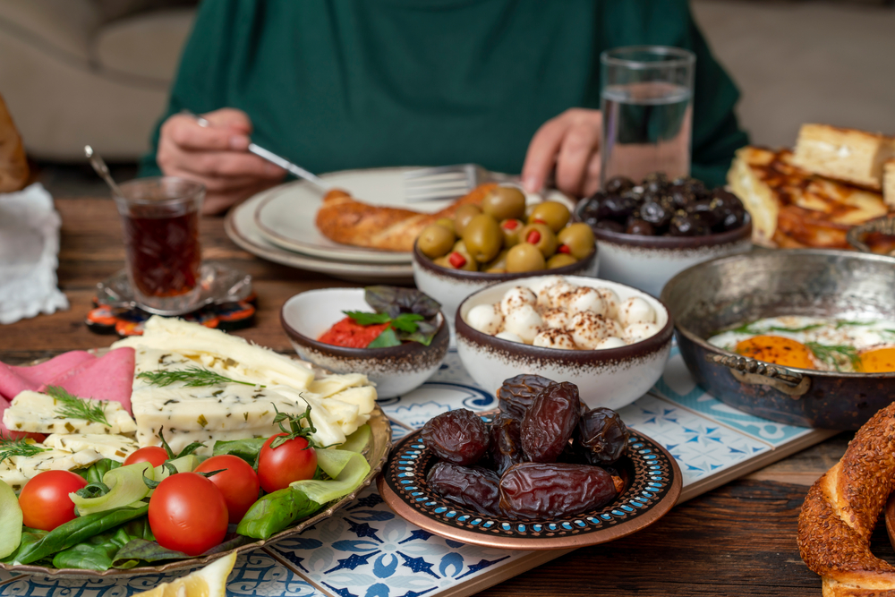 Oruç tutanlar dikkat! RAMAZANDA EN SIK YAPILAN 10 YANLIŞ!