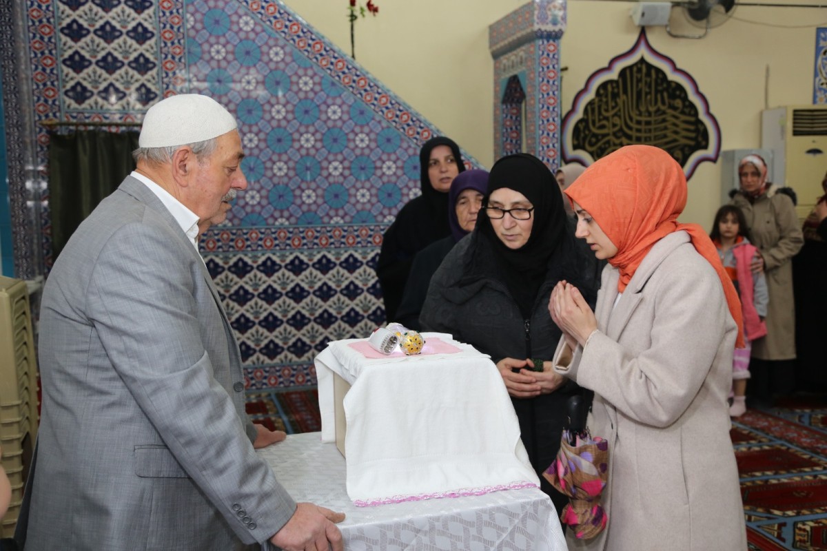 Sapak Camii'nde İftar