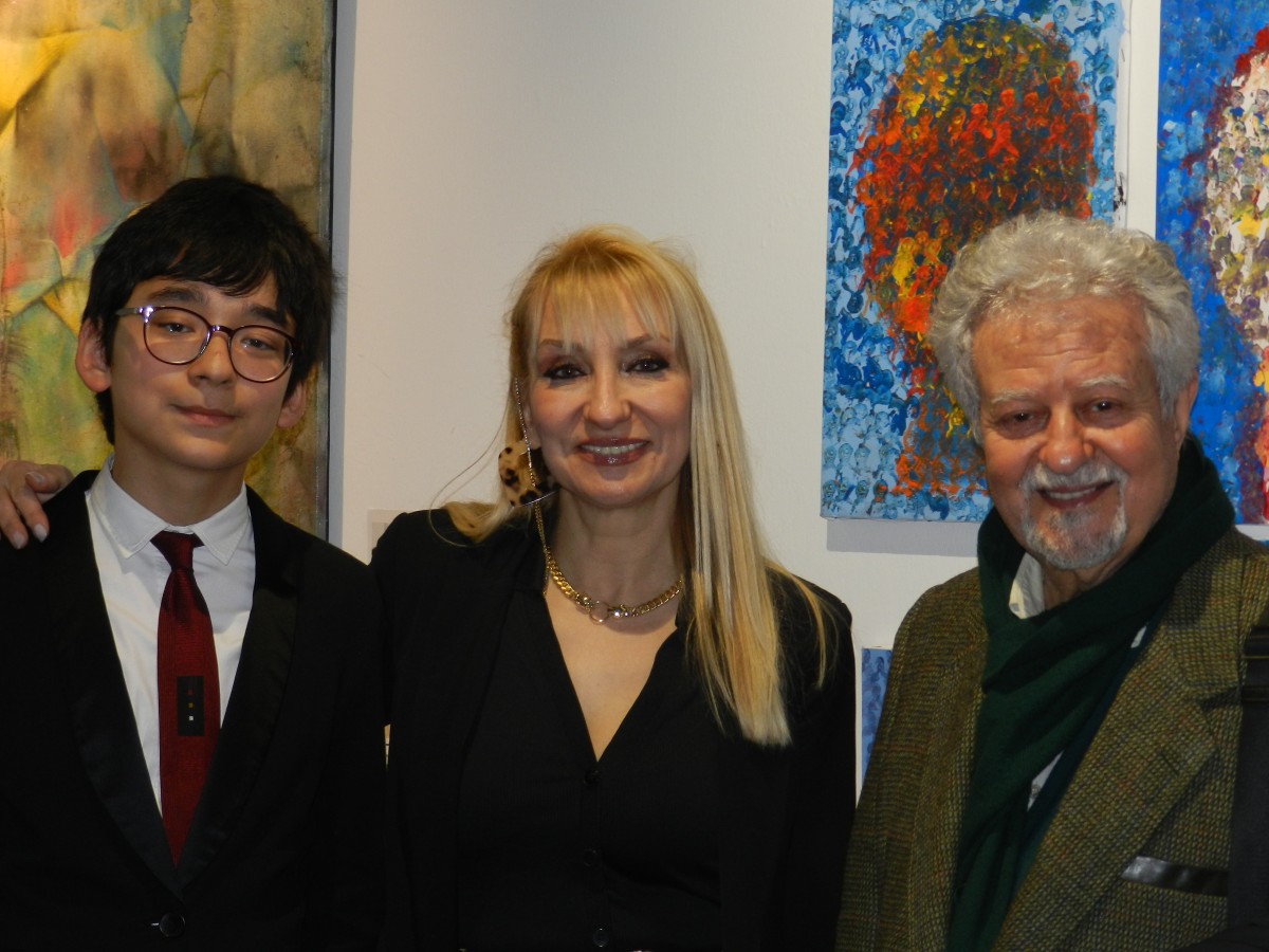 WORLD ART DAY & MASTERPIECES MİNİK SANATÇILARLA YAZA MERHABA 3 sergisi açıldı!