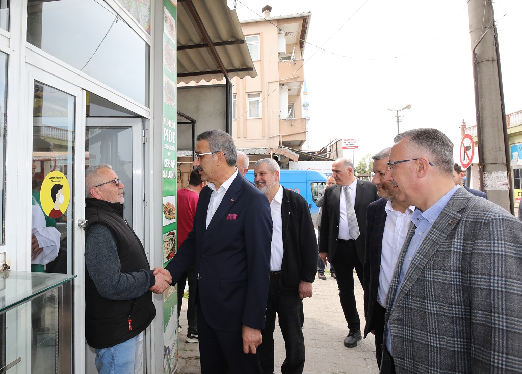 Lütfi Bayraktar Adapazarı Daha Güzel Yarınlara Yürüyor