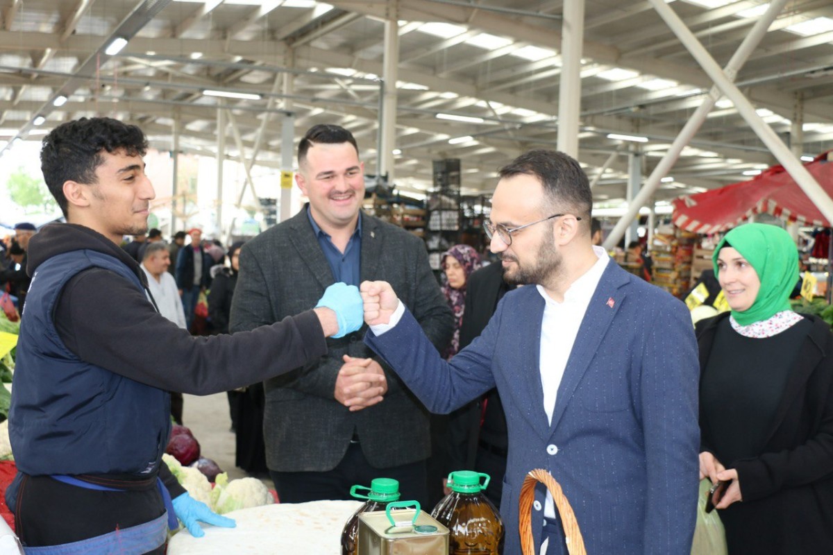 Cumhurbaşkanımızın İzinde Sakarya’yı Türkiye Yüzyılına Taşıyacağız.