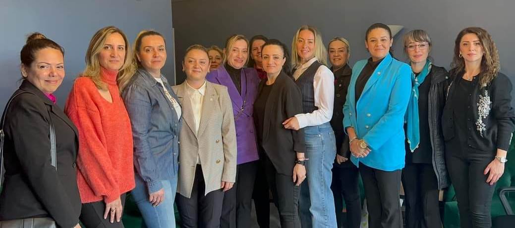  İYİ Parti Sakarya Milletvekili adayı Arzu Akçalışkan 