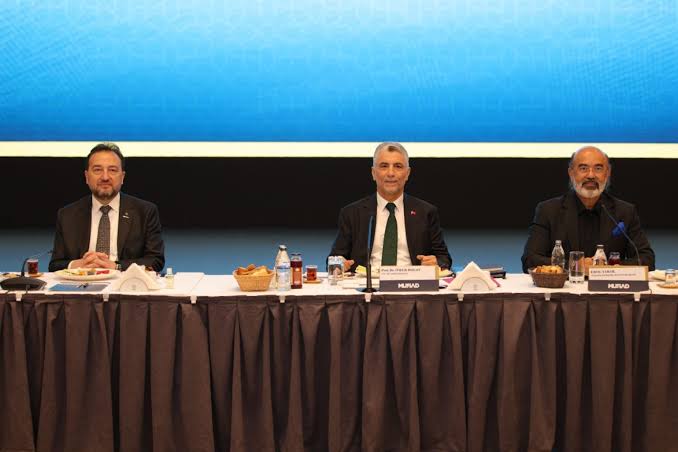 İsmail Filizfidanoğlu MÜSİAD Yüksek İstişare Heyeti Toplantısı'na katıldı