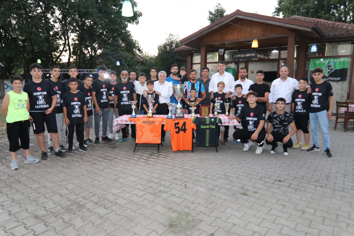 BAŞKAN RAHMİ ŞENGÜL’DEN ÇAYKIŞLASPOR’A TEBRİK