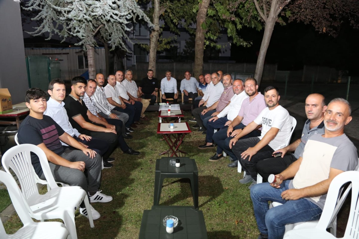 Başkan Yusuf Alemdar, Muhtarlar ve Vatandaşlarla Bir Araya Geldi