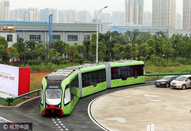 703 bin otobüs ve tramvayın 540 bini yeşil enerjiye geçti
