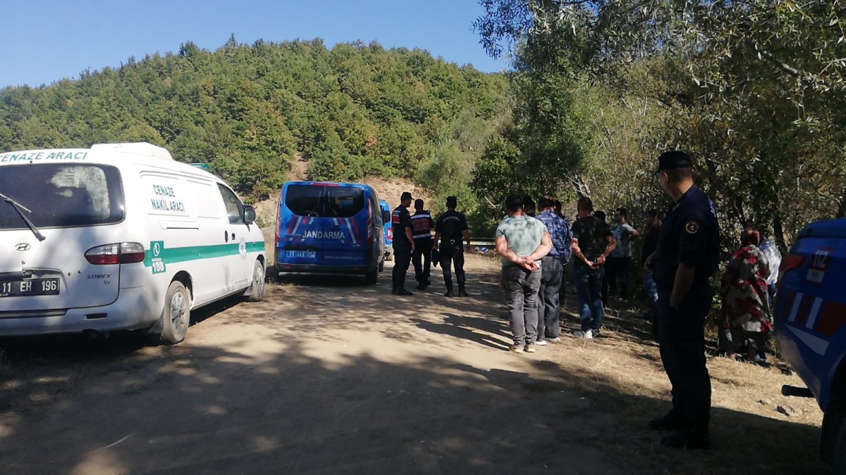 Gölette erkek cesedi bulundu