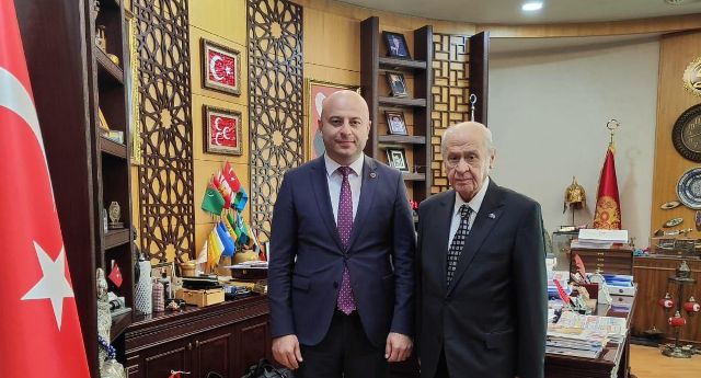 MHP Sakarya  İl Başkanı Oğuz Alkaş ve MHP Lideri Devlet Bahçeli bir araya geldi