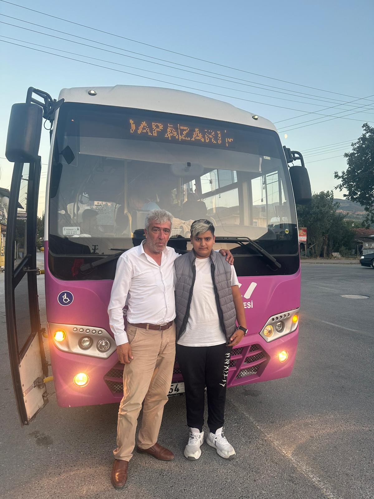 KARAPEKMEZ, KANDİL GÜNÜ TARAKLI ADAPARAZI YOLCULARINDAN ÜCERT AYMIYACAK