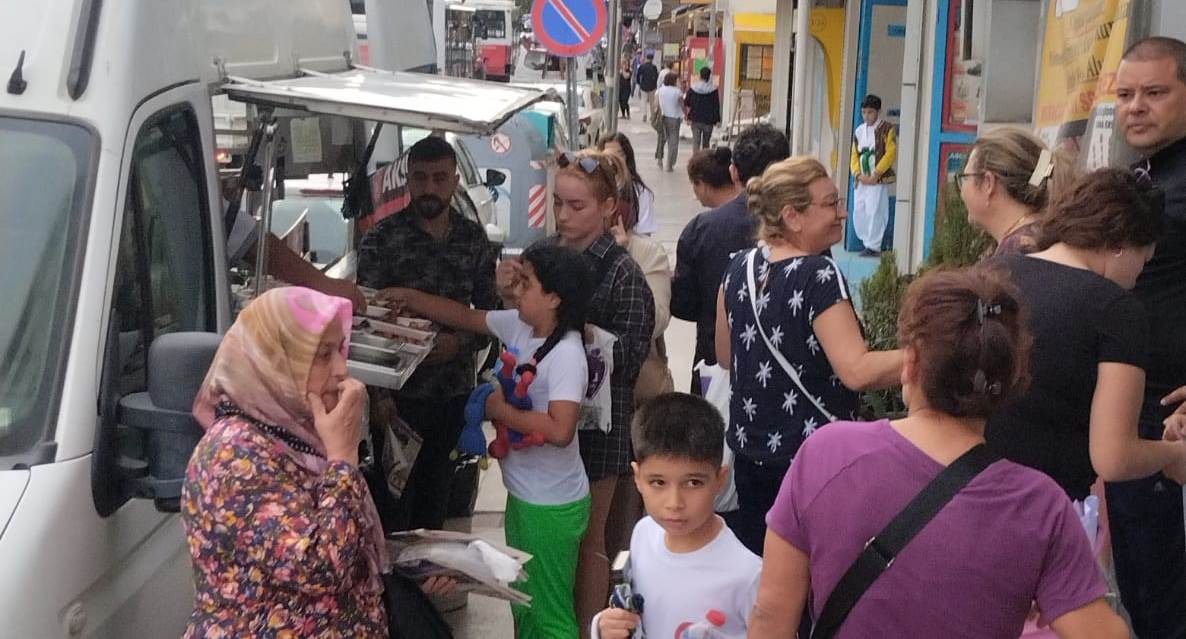 AKSAÇLILAR'DAN ANLAMLI BİR ETKİNLİK DAHA.