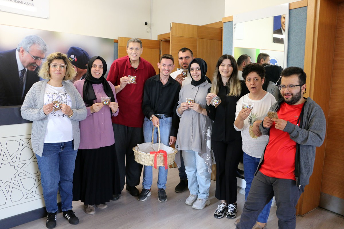 Sakarya'da Engelsiz hobi atölyesinde yürek ısıtan etkinlik