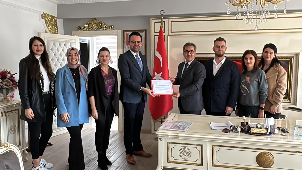 Akyazı'da ilk; Akyazı Sunparadise Alüminyum San ve Tic. A.Ş. Beslenme Dostu işyeri unvanını aldı