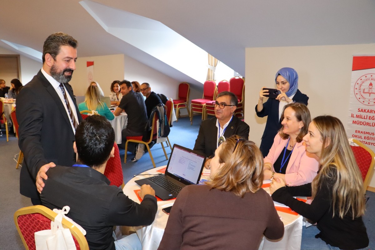 Erasmus Günleri Kapsamında Deneyim Paylaşım Zirvesi Başladı