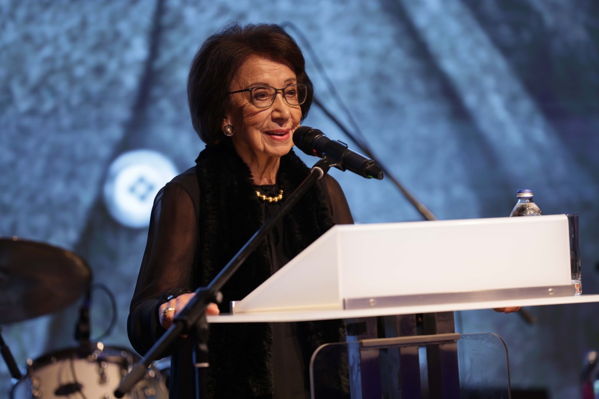 Zuhal Olcay'dan Cumhuriyetimizin 100. yıl coşkusuna özel konser