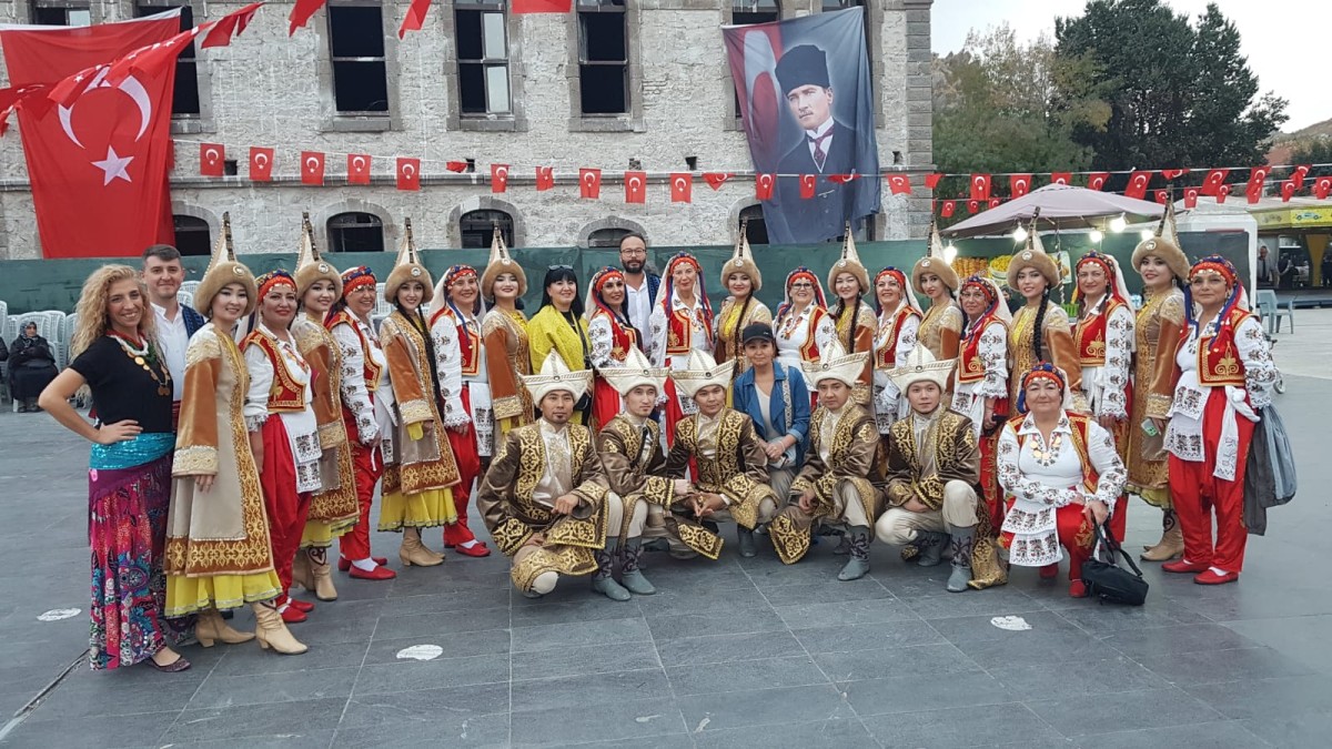 BAL  GÖÇ CUMHURİYET SULTANLARI ve KOROSU AFYON KOCATEPEDE