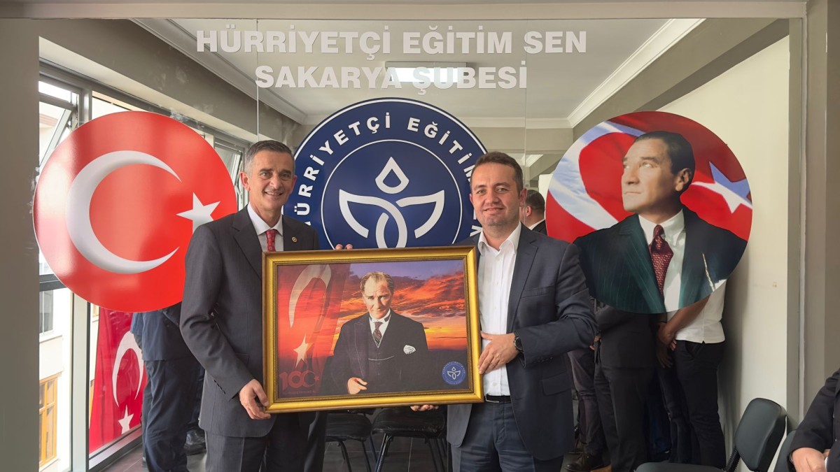 Ümit Dikbayır'dan Hürriyetçi Eğitim Sen'e Ziyaret