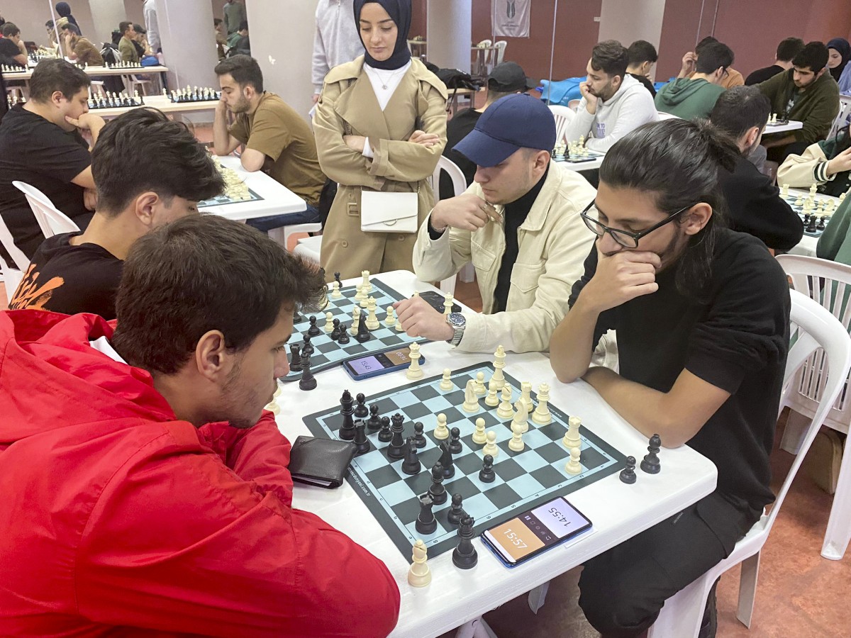 Satranç Turnuvası’nda mücadele ettiler