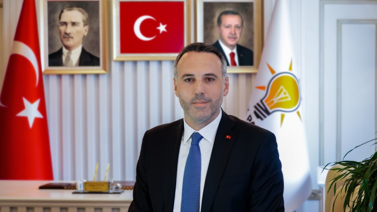 AK Parti Sakarya İl Başkanı Yunus Tever, 24 Kasım Öğretmenler Günü dolayısıyla bir kutlama mesajı yayımladı.