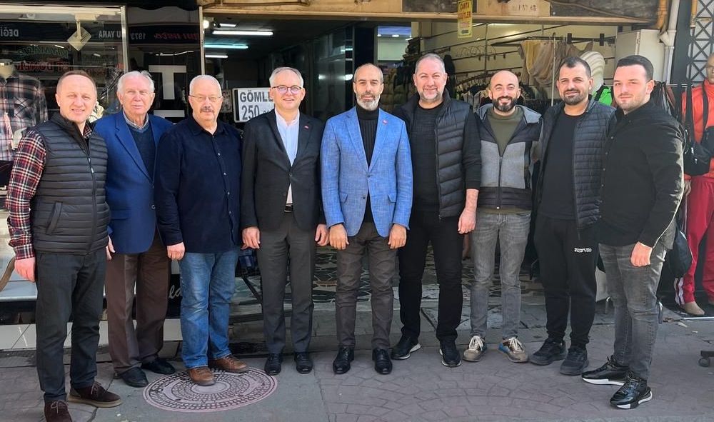 AK Parti Serdivan aday adayı Mehmet Şehit, sahalarda boy gösteriyor