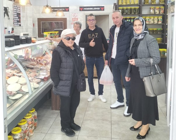 AK Parti’nin Sakarya’daki tek kadın aday adayı Semiha Bafralıoğlu  Erenler Sakarya’nın şimdiden gözdesi oldu