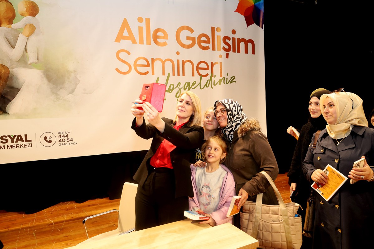 Sosyal medyanın karanlık yüzü ve ailelere düşen büyük görev