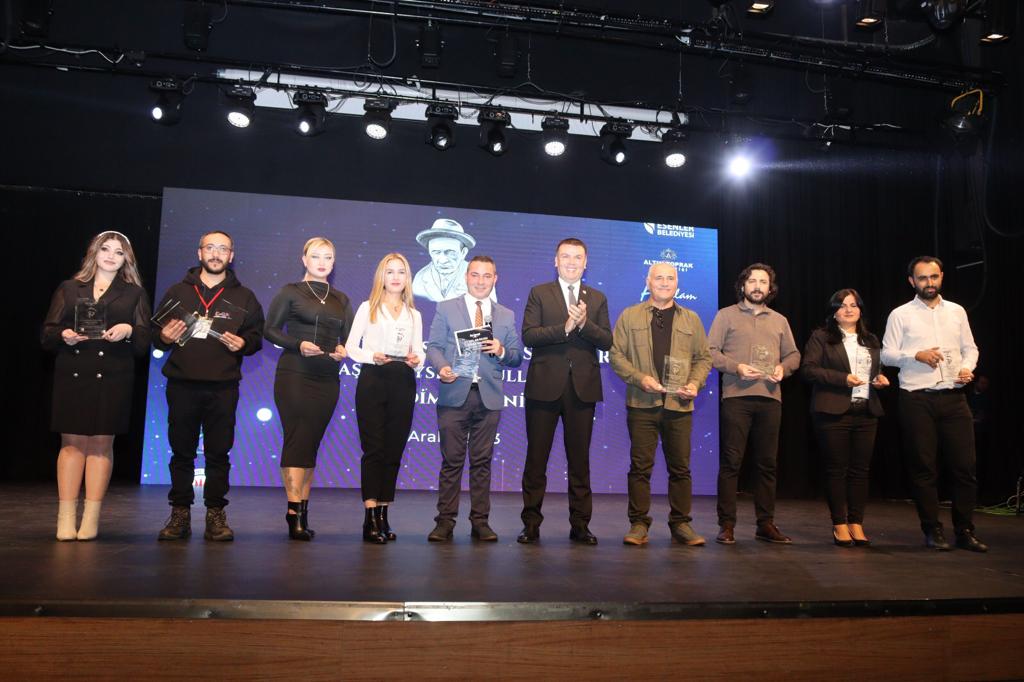 Uluslararası 4. Sivas En’leri Aşık Veysel Ödülleri sahiplerini buldu