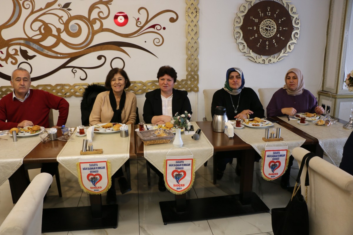 Sasçed; 3 Aralık Dünya Engelliler Haftasında Engelli Annelere Özel  Kahvaltı Programı düzenledi 