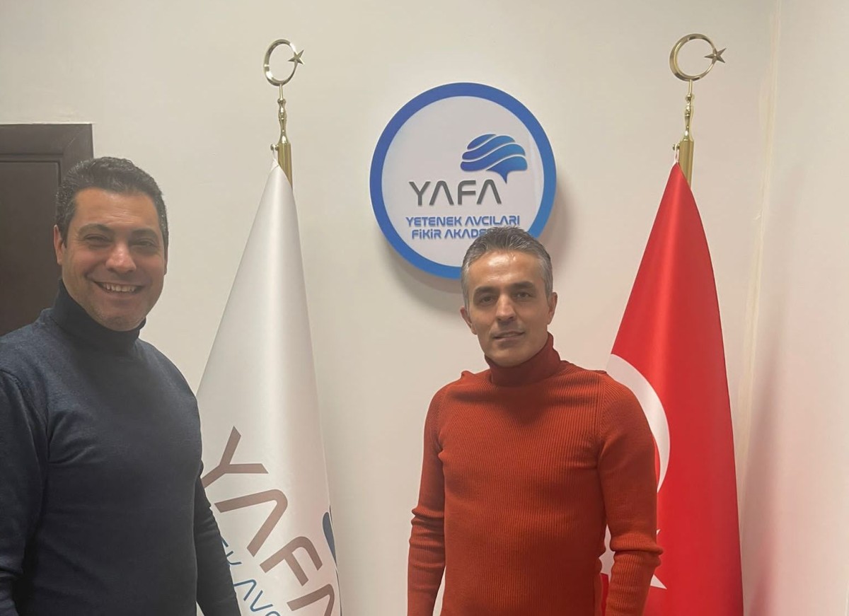 Erzurum Palan Otel Turizm Koordinatörü ve Palan  Belek Genel Müd. Yrd. Ali Güney’den Yafa Direktörü Prof. Mevlüt Özben’e nezaket ziyareti. 