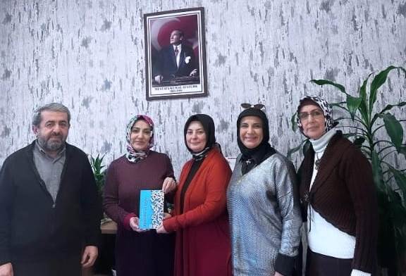 Türkiye Yazarlar Birliği Adalı Kadın Yazarlar Sakarya Rehabilitasyon Merkezini ziyaret etti.