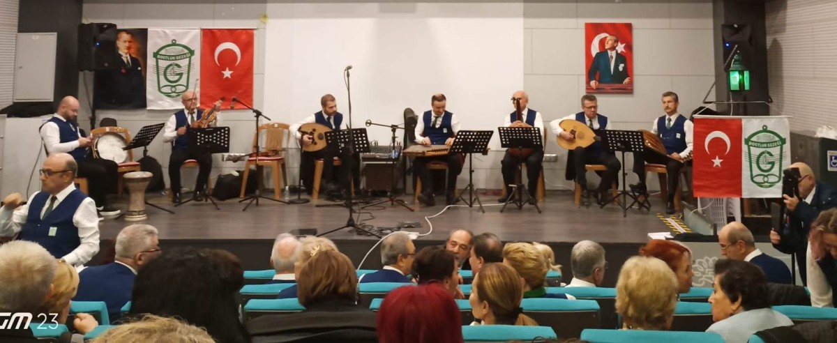 BİR GEZEK AKŞAMI 