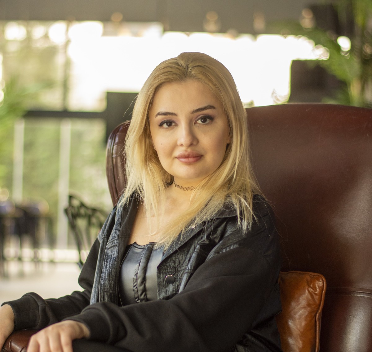 SUADA GASİMOVA ‘’SOSYAL MEDYA İLE BAŞI DERTTE’’