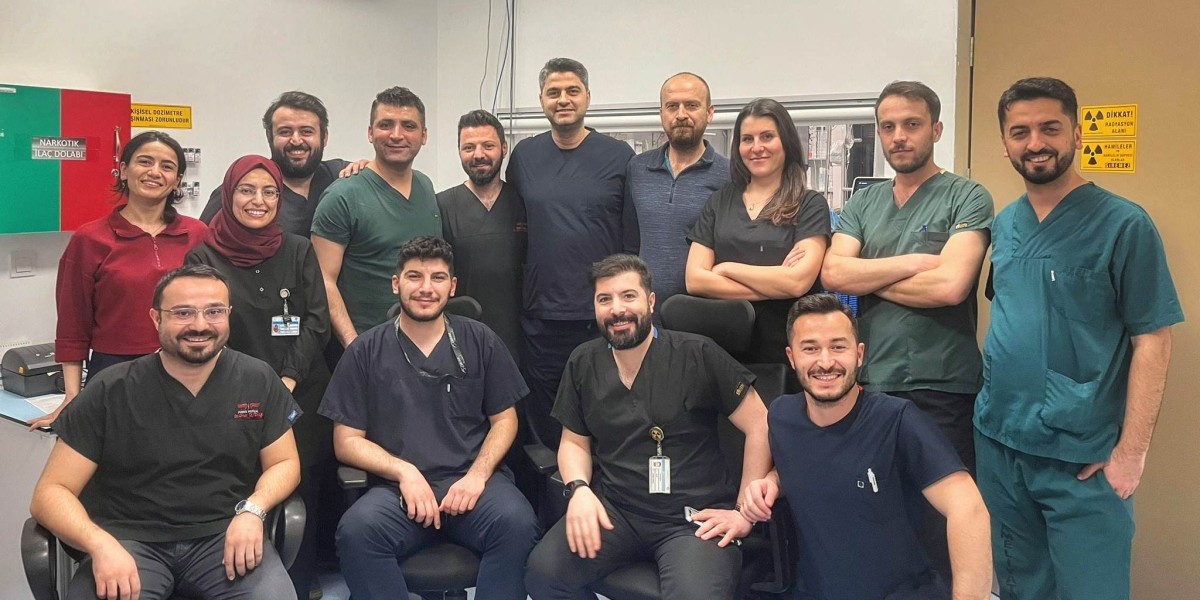 Sakarya'da 70 yaşındaki siroz hastasına TİPS işlemi uygulandı