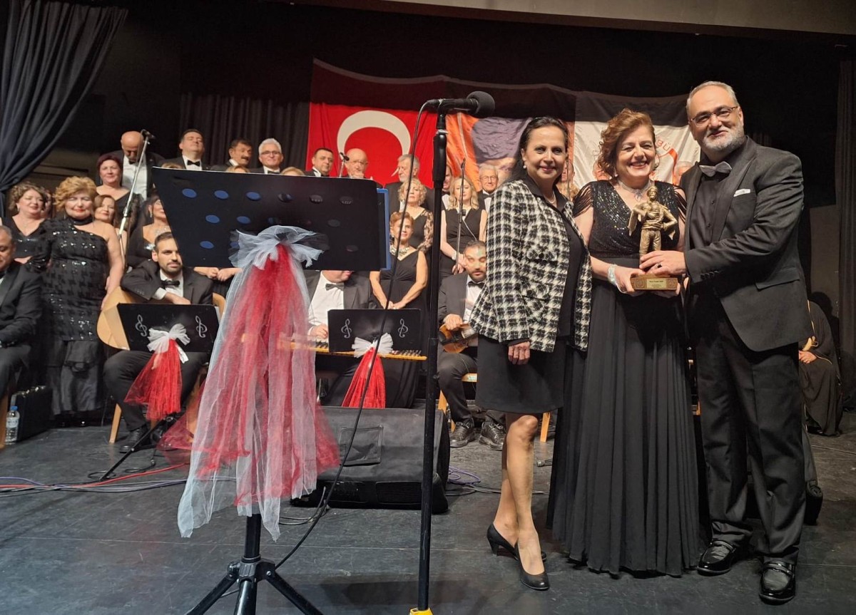 ANKARA KULÜBÜ TSM KOROSU 10. YILINI COŞKUYLA KUTLADI