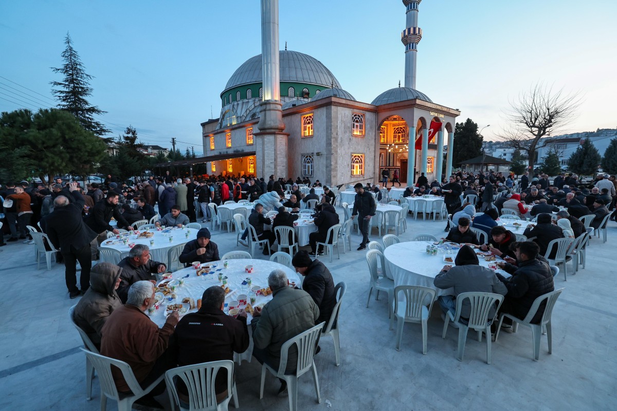 Ak Parti SBB  Başkan Adayı Yusuf Alemdar “Ramazan birlik ve beraberlikleri güçlendiriyor”