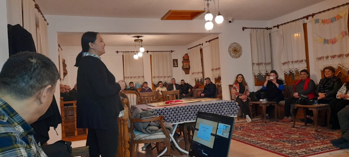 Türk Ocakları Yozgat Şubesi tarafından düzenlenen “Yozgat Türk Ocağı Ocakbaşı Sohbetleri” programının bu haftaki konuğu Dr. Leila Kutlu oldu.