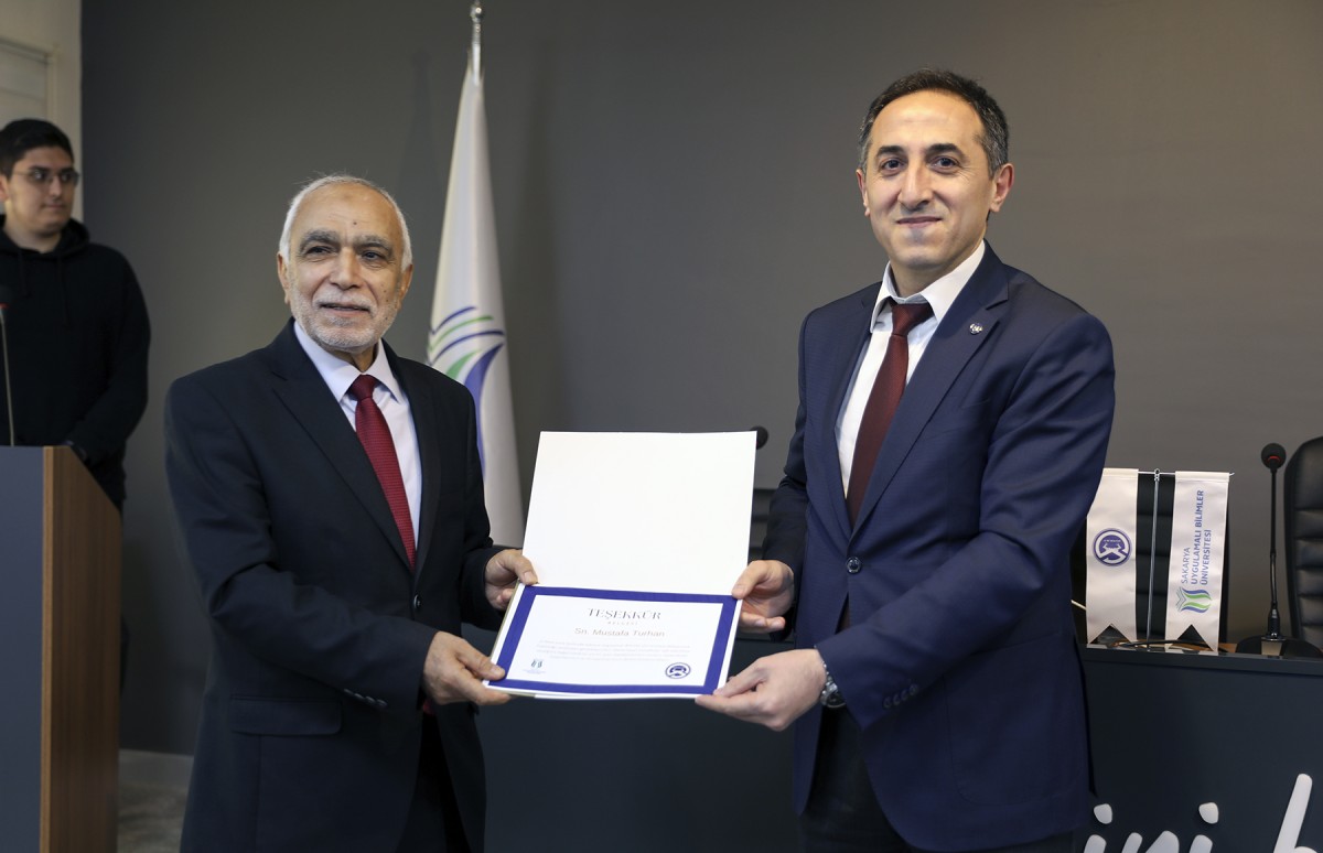 Çanakkale’de yüksek faziletler sergilendi