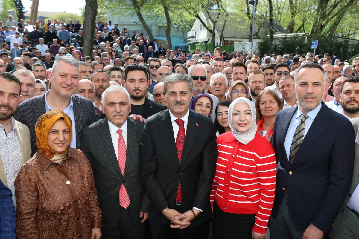 Sakarya Büyükşehir Belediyesinde devir teslim heyecanı 