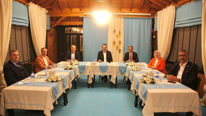 AK PARTİ’DE İSTİŞARE TOPLANTILARI DEVAM EDİYOR