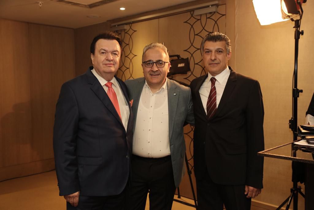 BAŞKAN ÖZCAN ŞİMŞEK, DMW TÜRKİYE BAŞKANI VE “SÜRDÜRÜLEBİLİR İYİLİK ELÇİSİ” FERHAT BOZÇELİK’LE BİR ARAYA GELDİ.