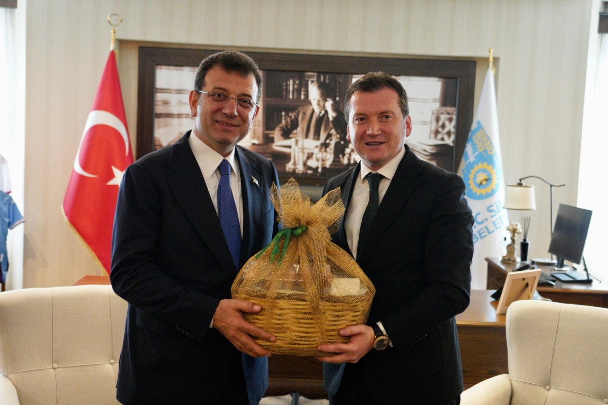 İBB BAŞKANI EKREM İMAMOĞLU’NDAN SİLİVRİ BELEDİYE BAŞKANI BALCIOĞLU’NA TEBRİK ZİYARETİ