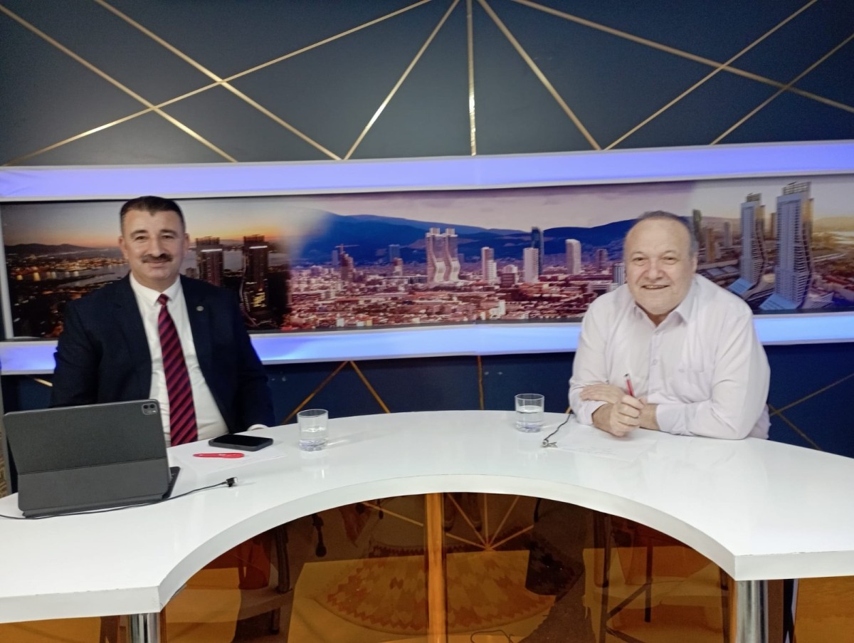 Konak  Belediyesi’nin Toplanacak Meclis Salonu Yok