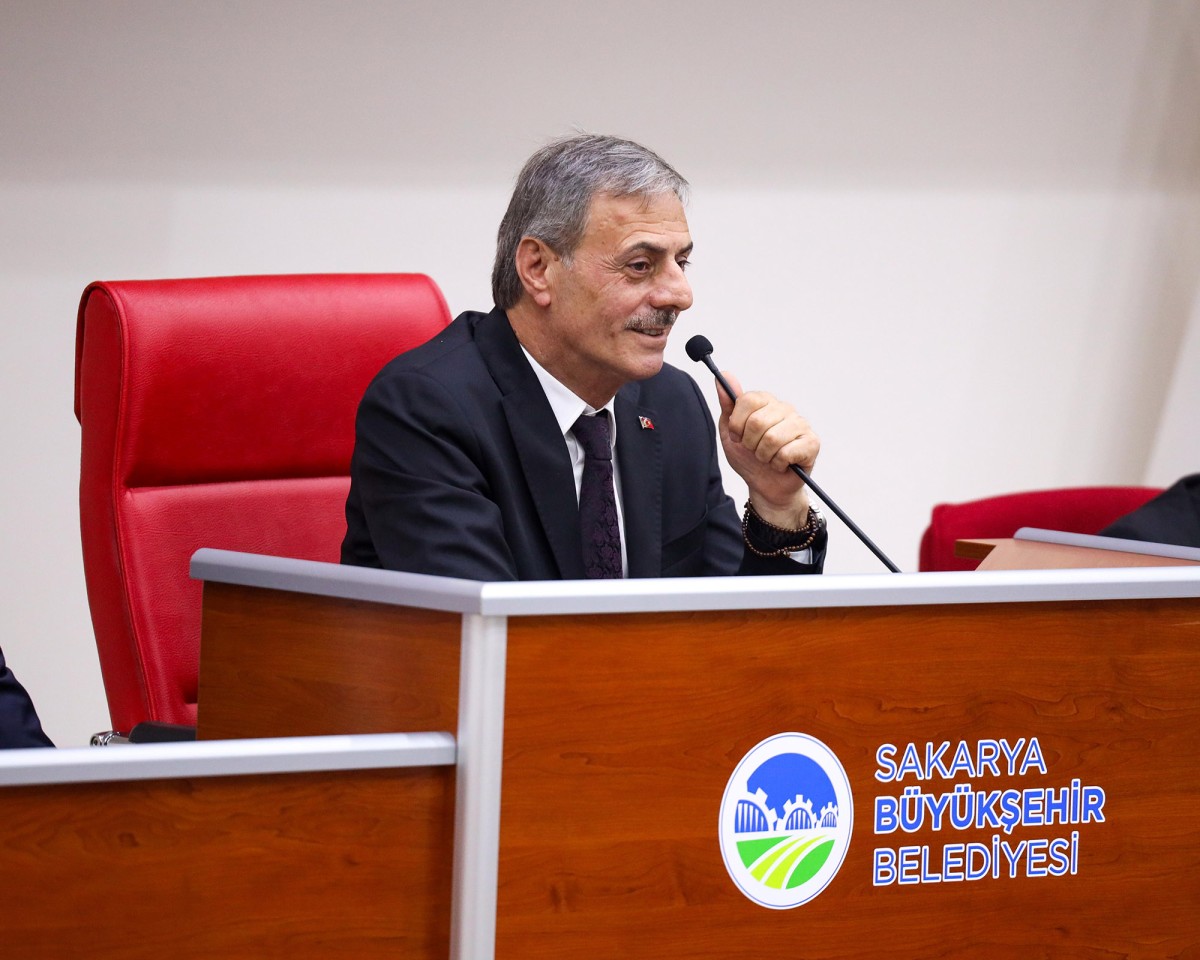 Başkan Yusuf Alemdar'dan, ilk ve ortaokul öğrencilerine belediye otobüsleriyle ücretsiz ulaşım müjdesi yolda.