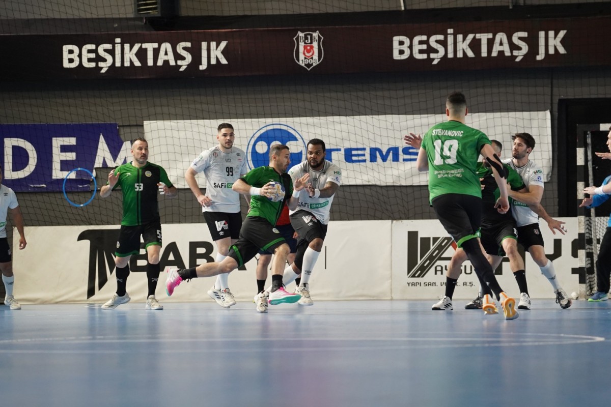 Sakarya Büyükşehir hentbol final serisinin ilk maçında mağlup oldu